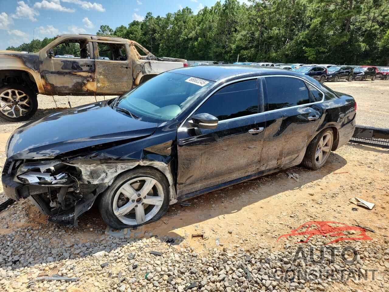 VOLKSWAGEN PASSAT 2015 - 1VWAT7A31FC115689