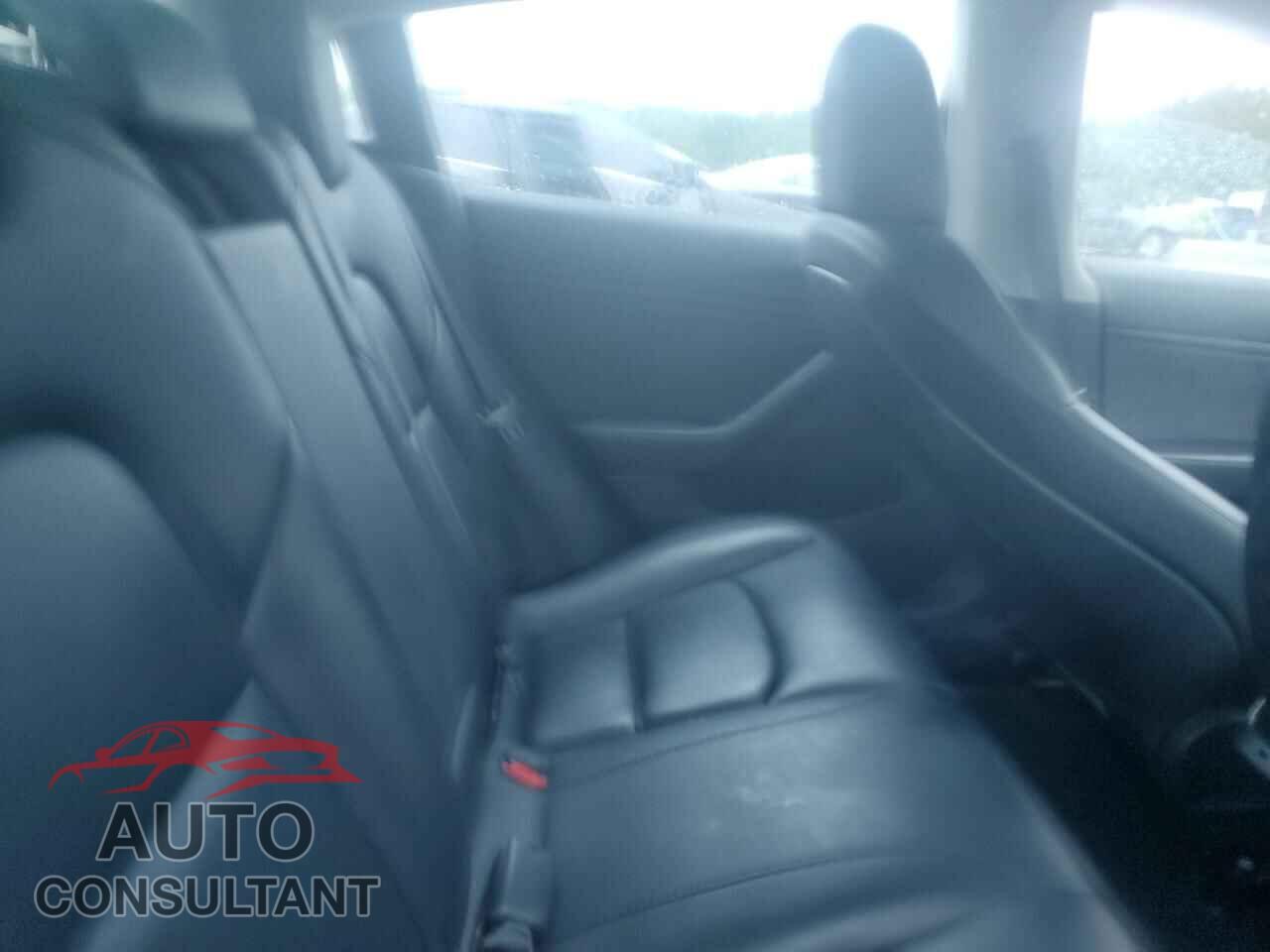 TESLA MODEL 3 2018 - 5YJ3E1EA7JF148512