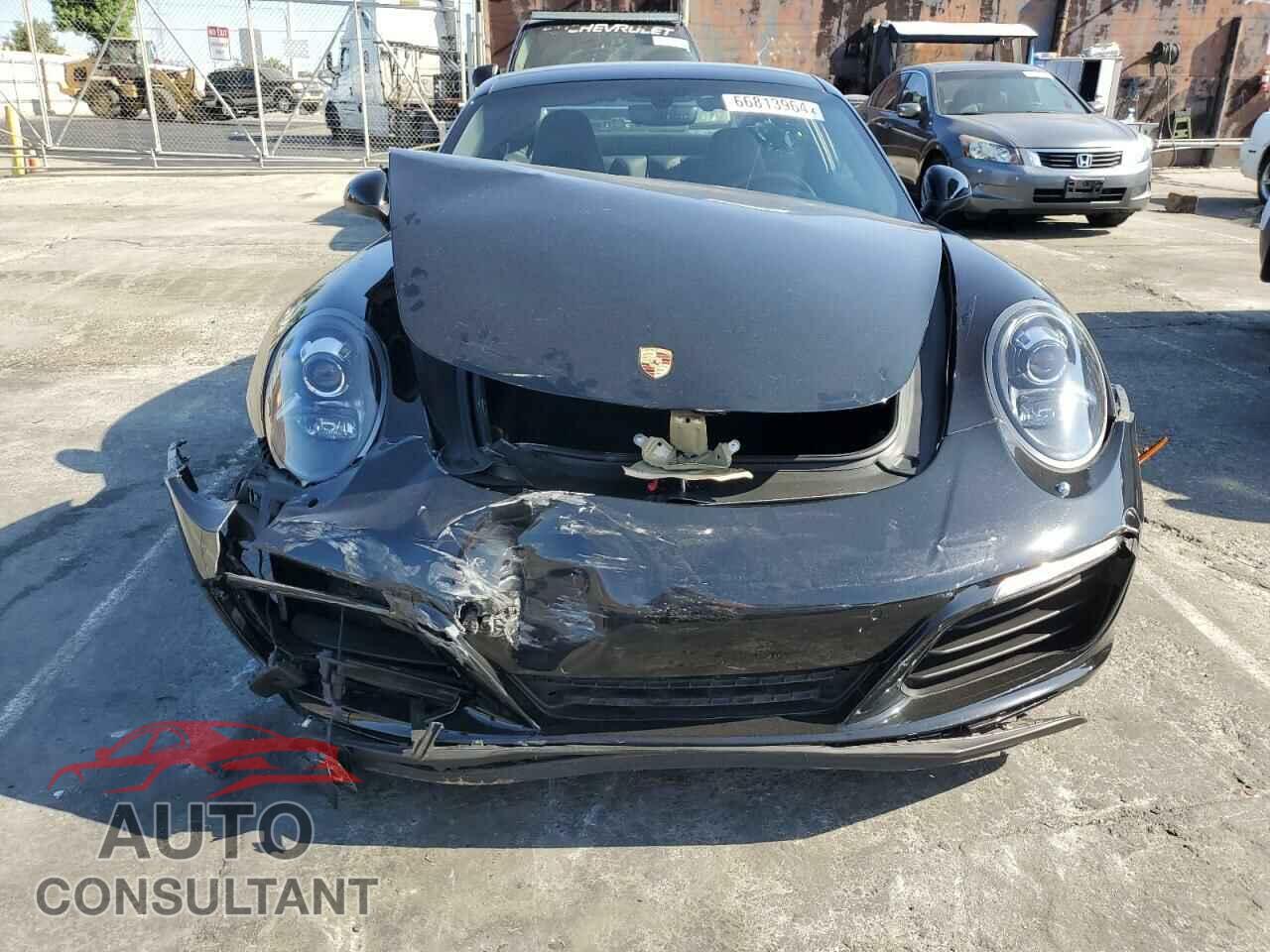 PORSCHE 911 2017 - WP0AA2A99HS107526