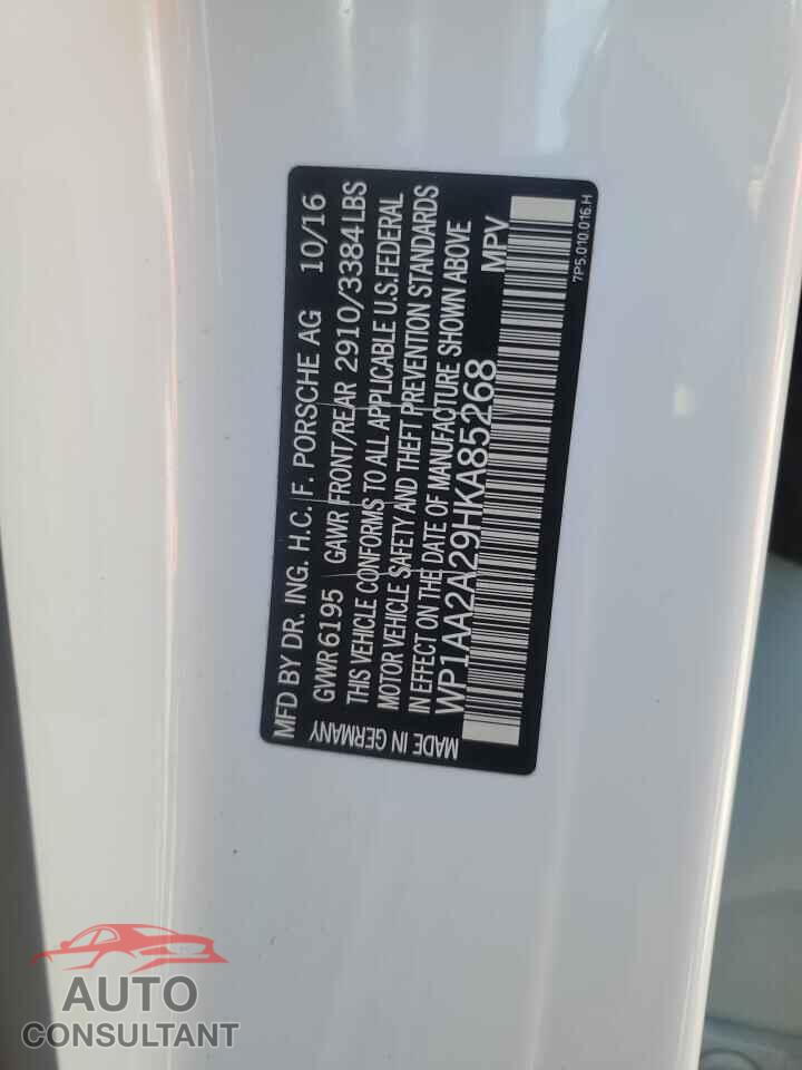 PORSCHE CAYENNE 2017 - WP1AA2A29HKA85268