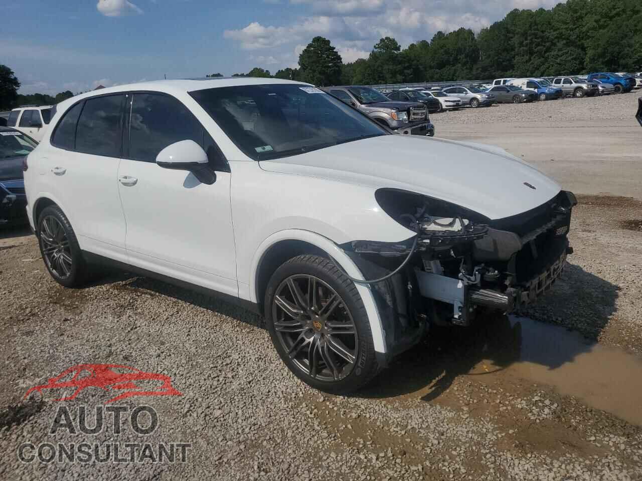 PORSCHE CAYENNE 2017 - WP1AA2A29HKA85268