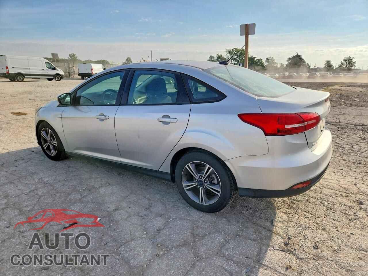 FORD FOCUS 2017 - 1FADP3FE8HL289825
