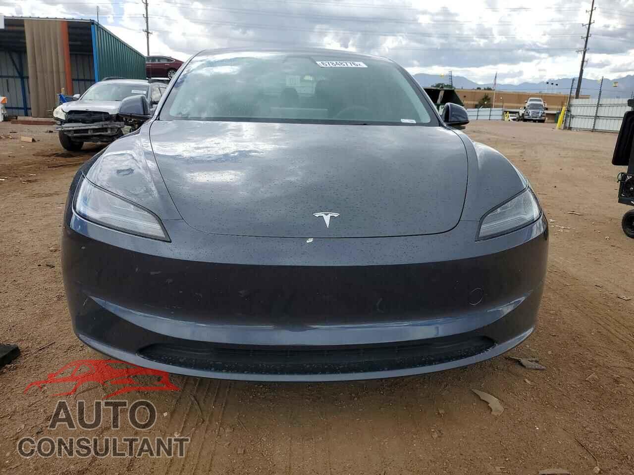 TESLA MODEL 3 2025 - 5YJ3E1EA2SF924286