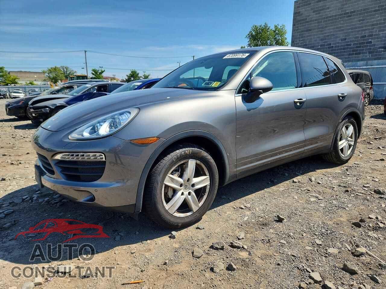 PORSCHE CAYENNE 2012 - WP1AB2A24CLA50055