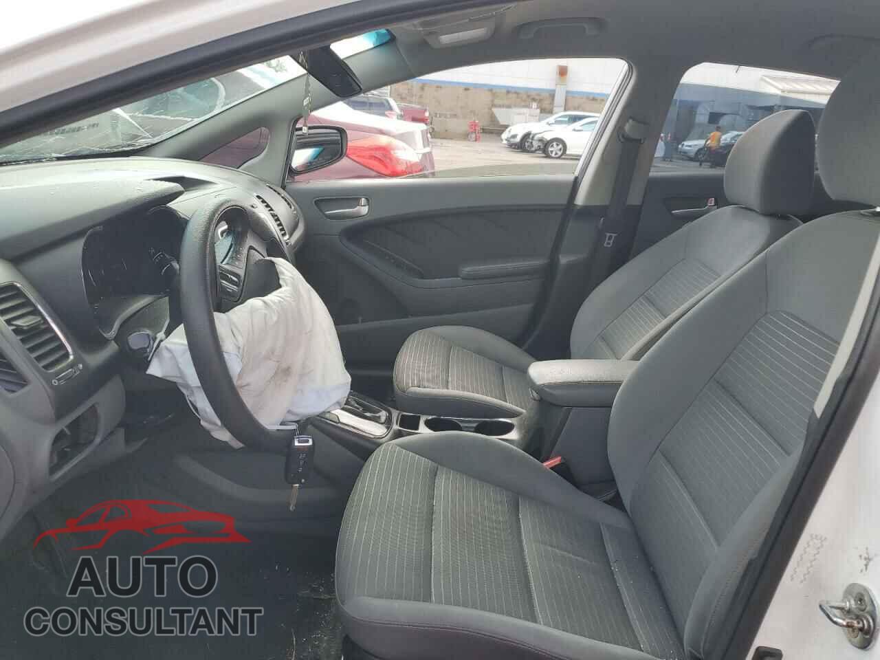 KIA FORTE 2017 - 3KPFL4A78HE007768