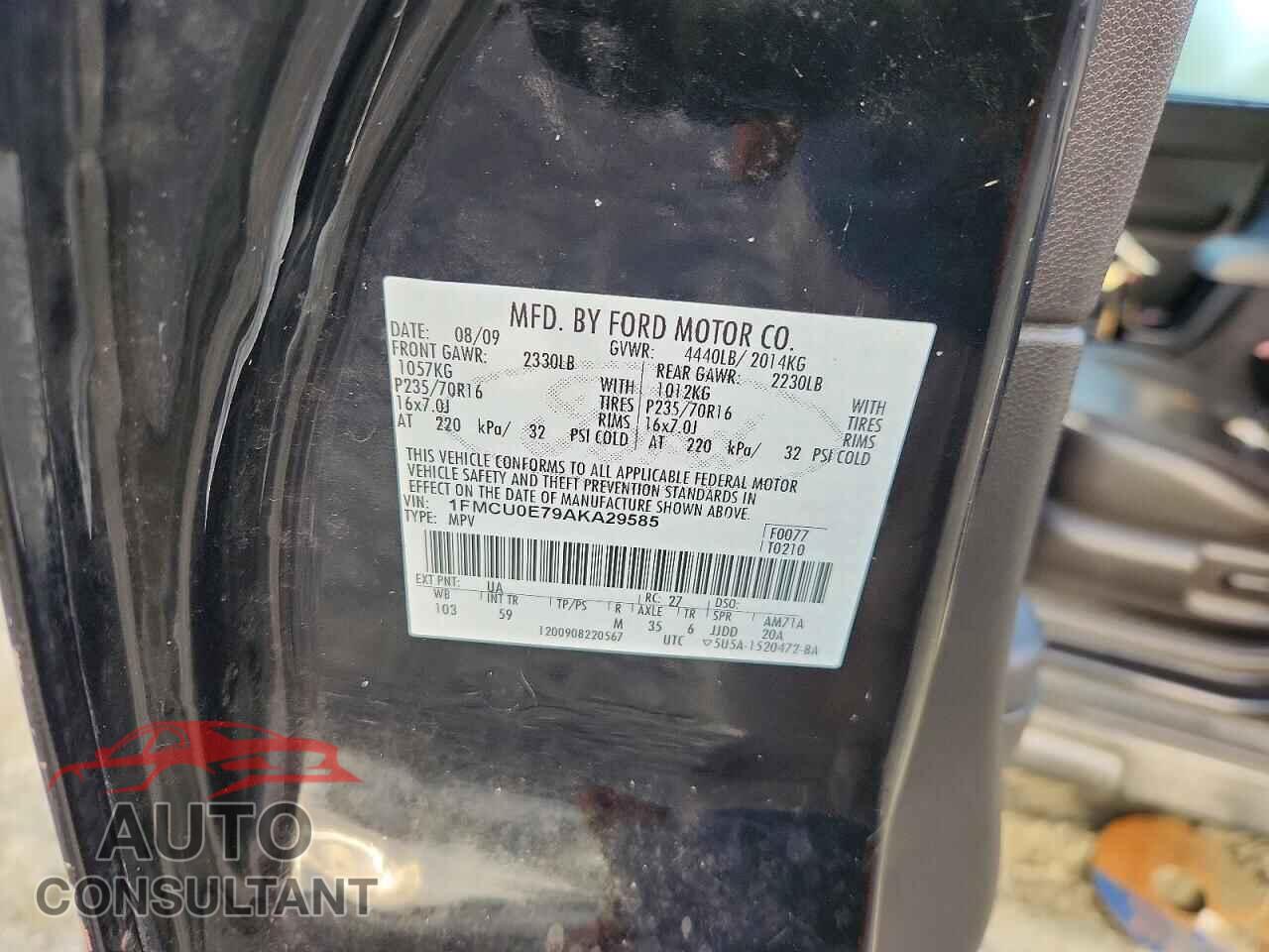FORD ESCAPE 2010 - 1FMCU0E79AKA29585