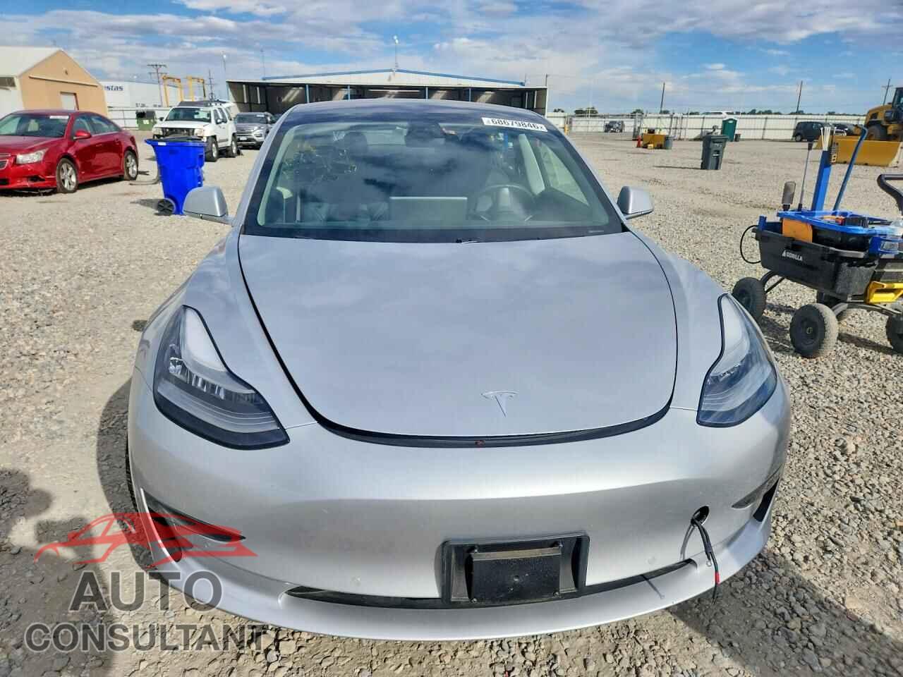 TESLA MODEL 3 2018 - 5YJ3E1EA3JF044082