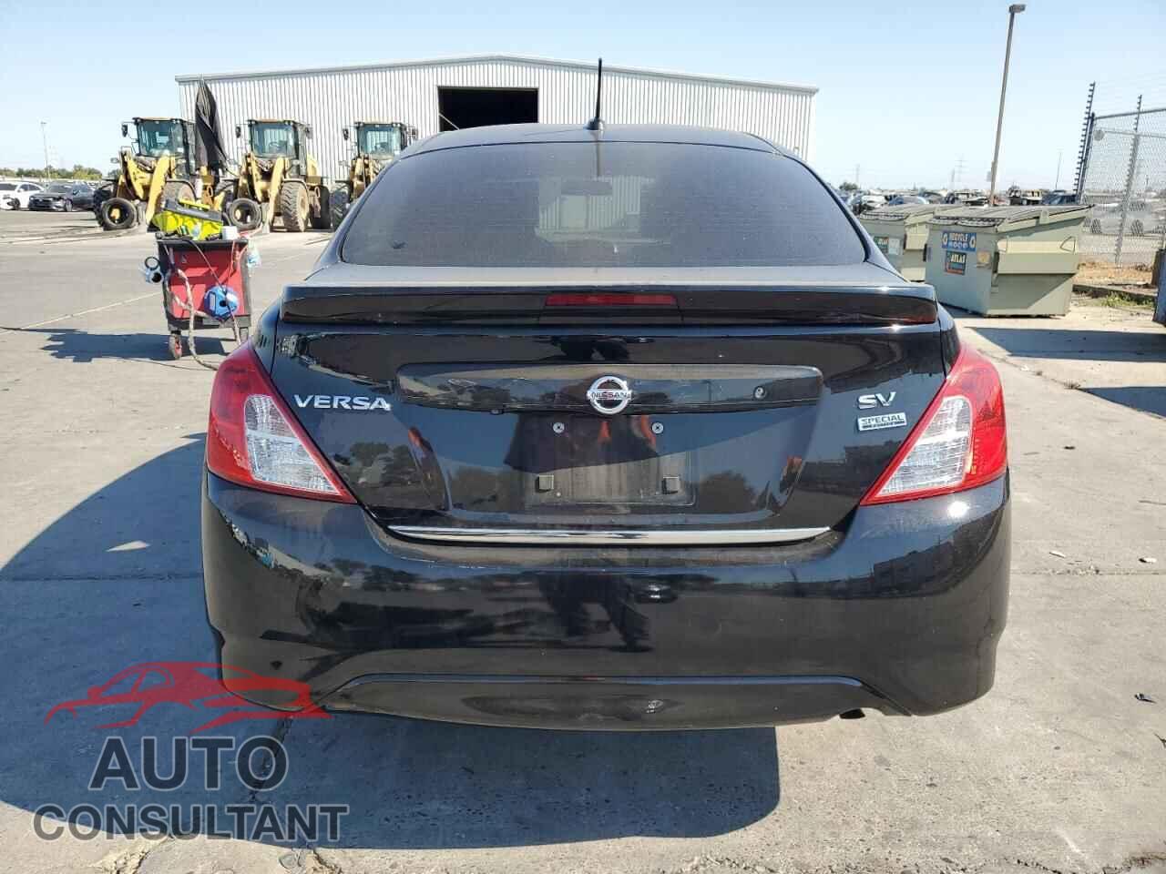 NISSAN VERSA 2017 - 3N1CN7AP3HL853514