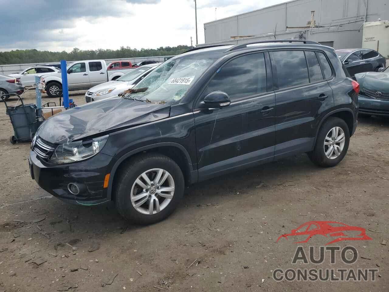 VOLKSWAGEN TIGUAN 2017 - WVGAV7AX2HK012706