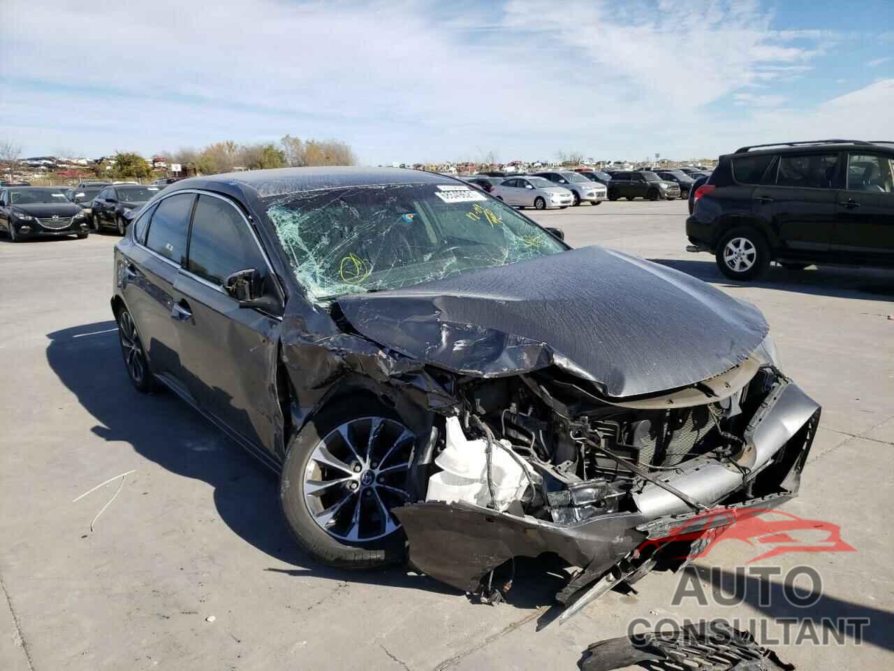 TOYOTA AVALON 2018 - 4T1BK1EB0JU283069