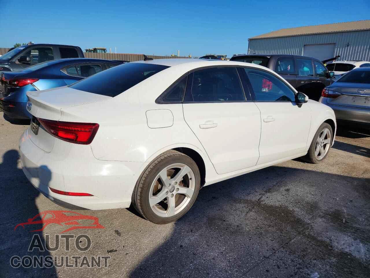 AUDI A3 2019 - WAUAUGFF7K1013111