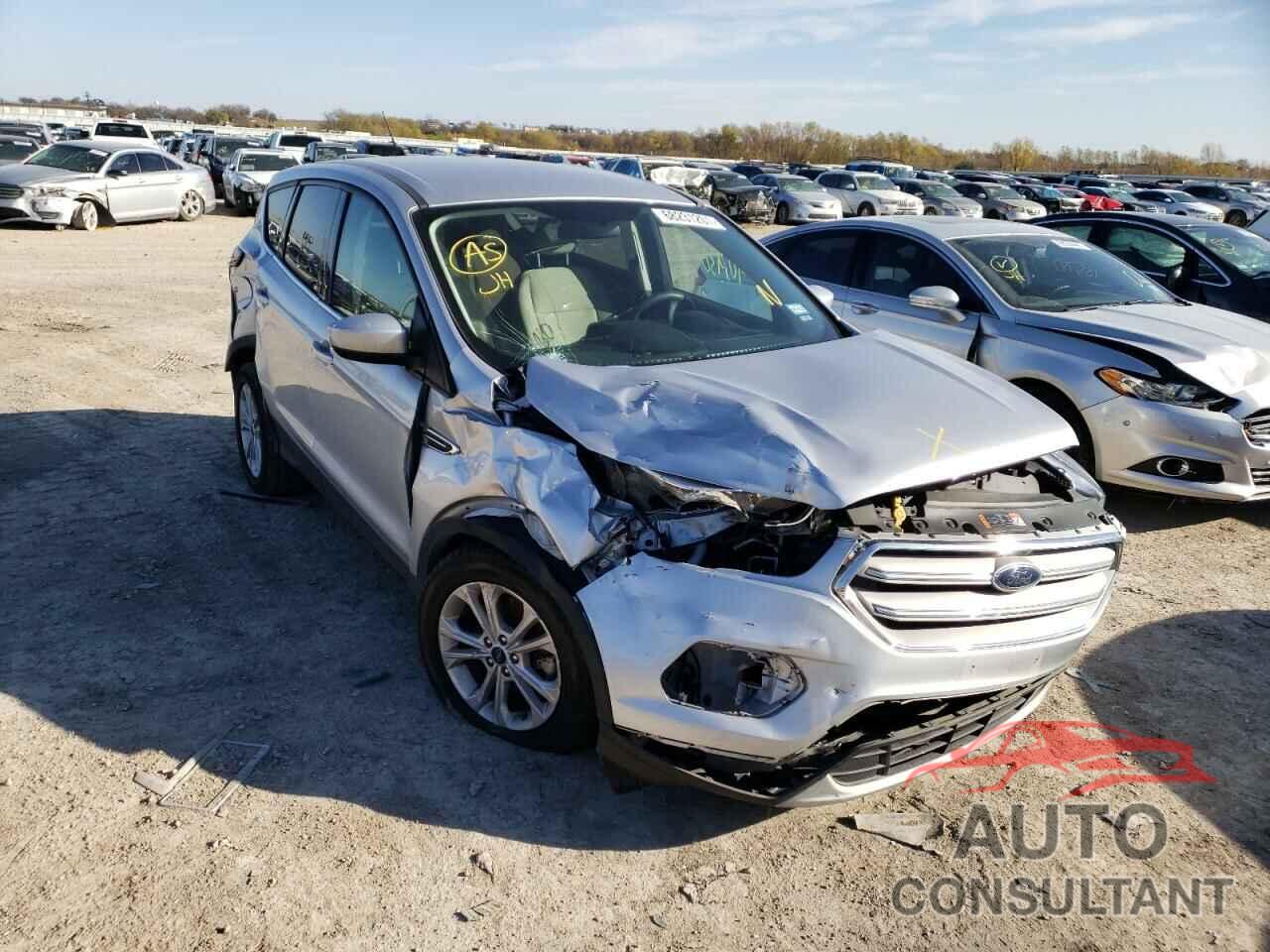 FORD ESCAPE 2019 - 1FMCU0G92KUC08815