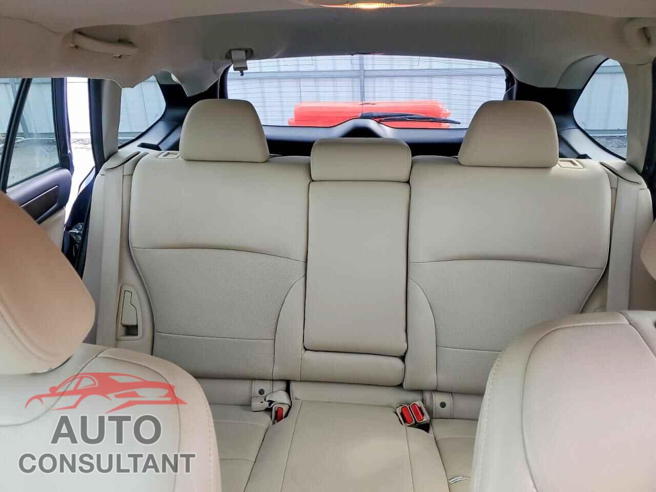 SUBARU OUTBACK 2017 - 4S4BSAKC0H3320599