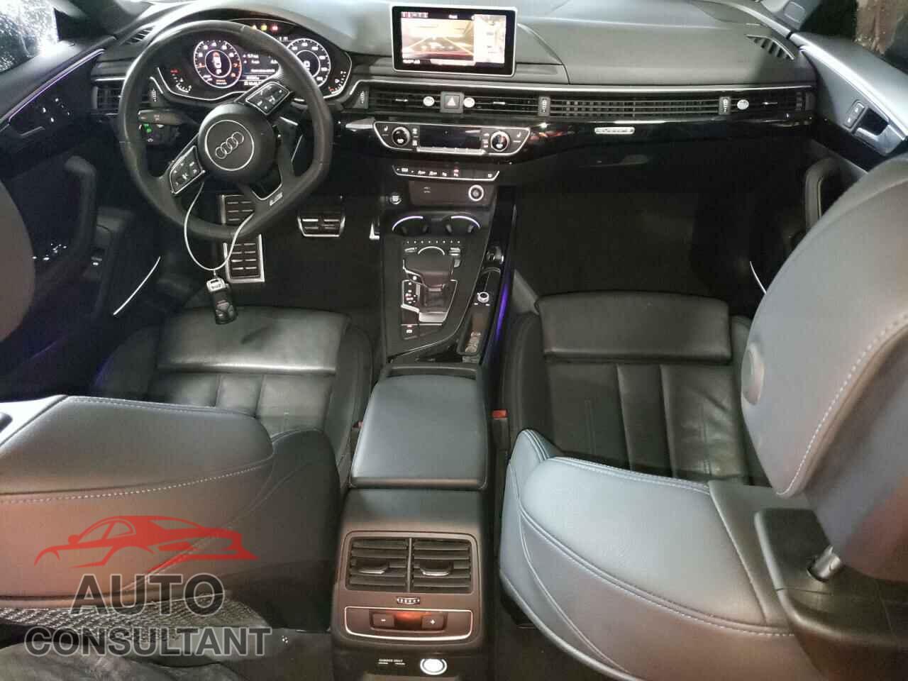 AUDI A5 2019 - WAUFNCF54KA071275