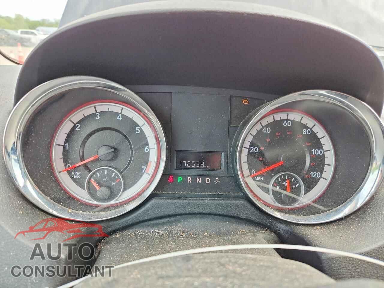 DODGE CARAVAN 2011 - 2D4RN3DG0BR774326
