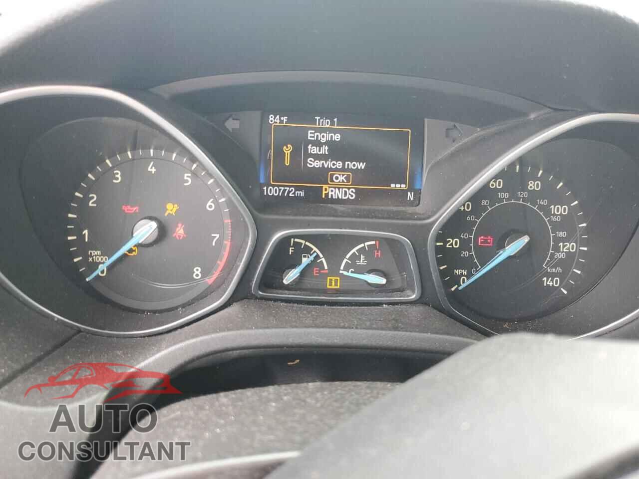 FORD FOCUS 2015 - 1FADP3F24FL338599