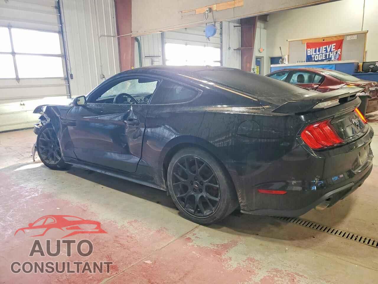 FORD MUSTANG 2018 - 1FA6P8TH7J5116831