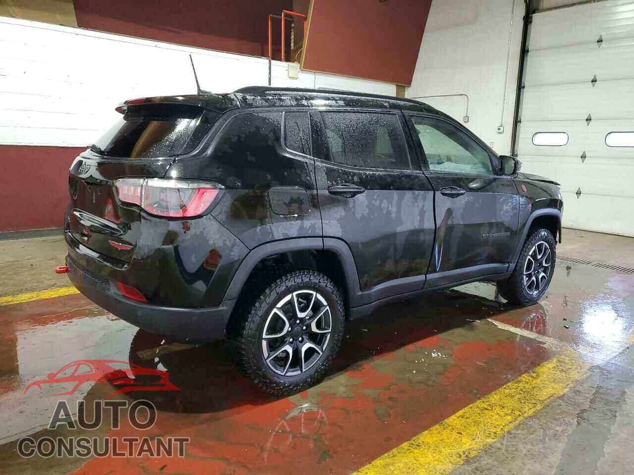 JEEP COMPASS 2024 - 3C4NJDDN8RT137204
