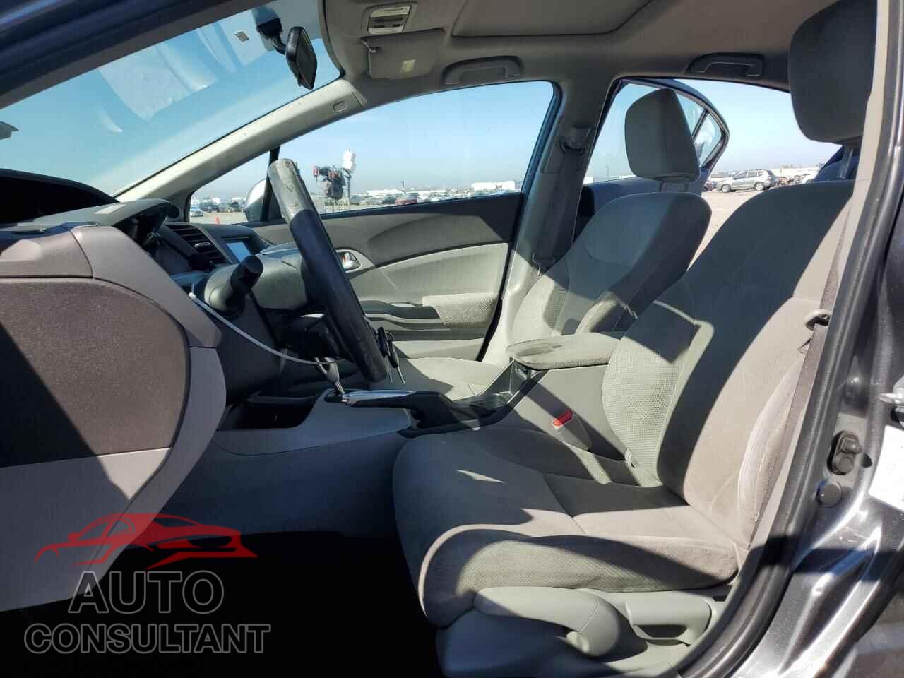 HONDA CIVIC 2012 - 2HGFB2F86CH303444