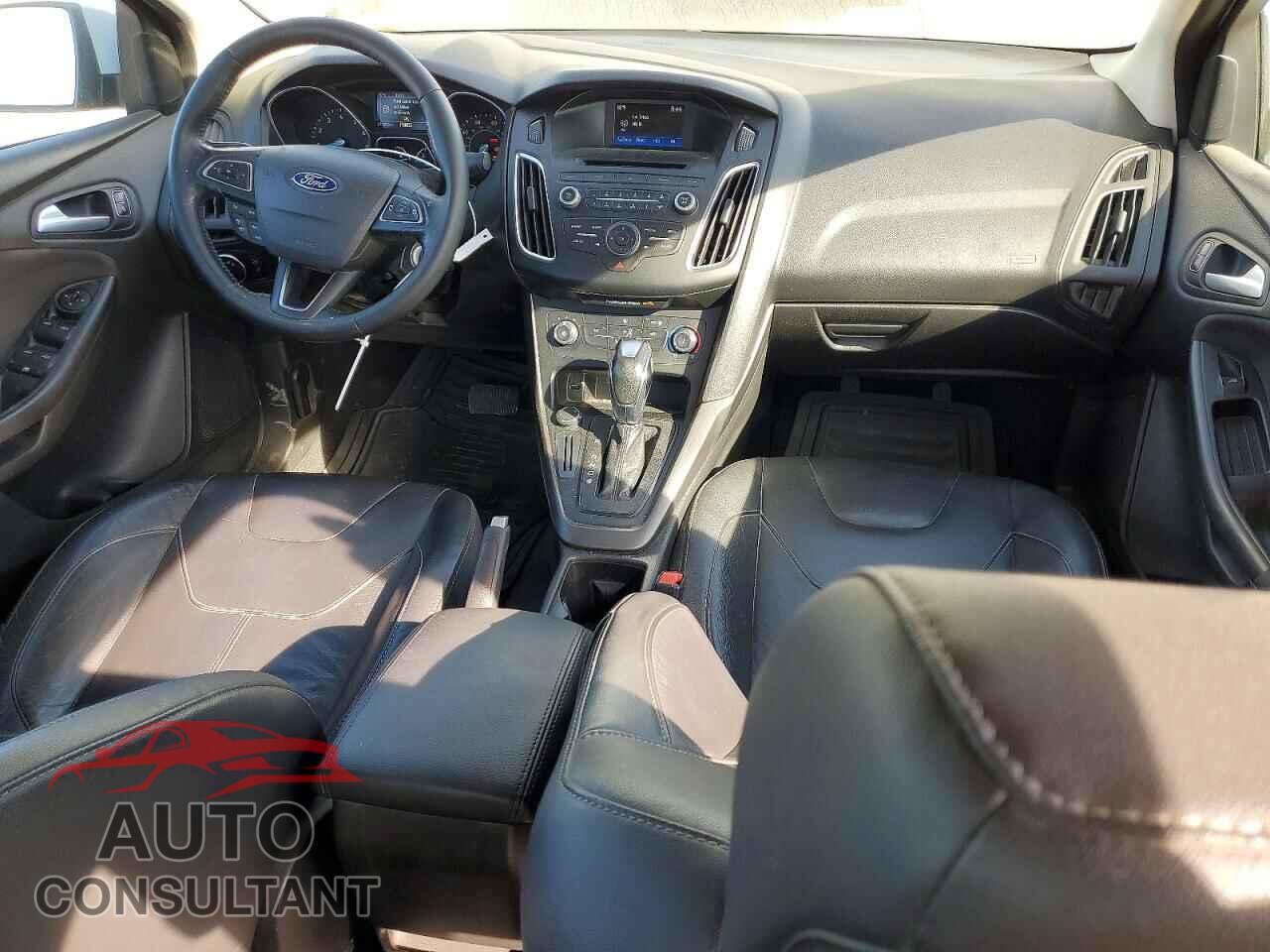 FORD FOCUS 2016 - 1FADP3F23GL399461