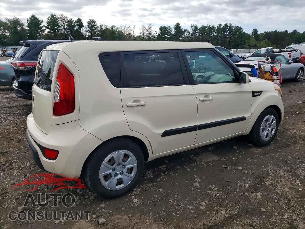 KIA SOUL 2013 - KNDJT2A5XD7529664