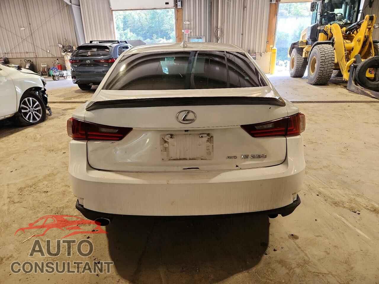 LEXUS IS 2014 - JTHCF1D24E5009712