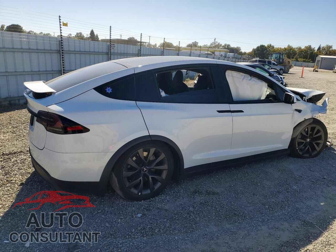 TESLA MODEL X 2023 - 7SAXCAE5XPF413722