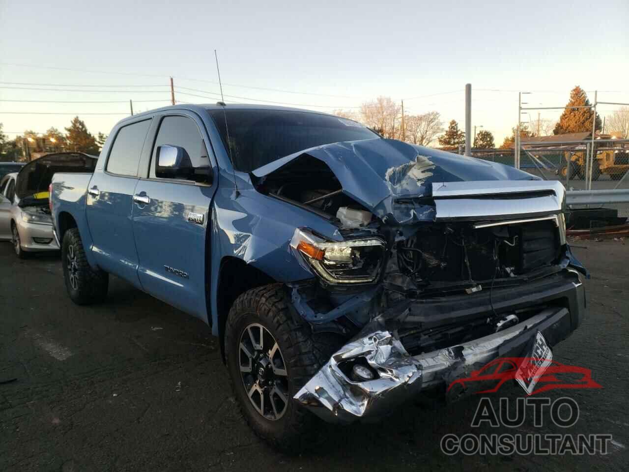 TOYOTA TUNDRA 2018 - 5TFHY5F18JX749436