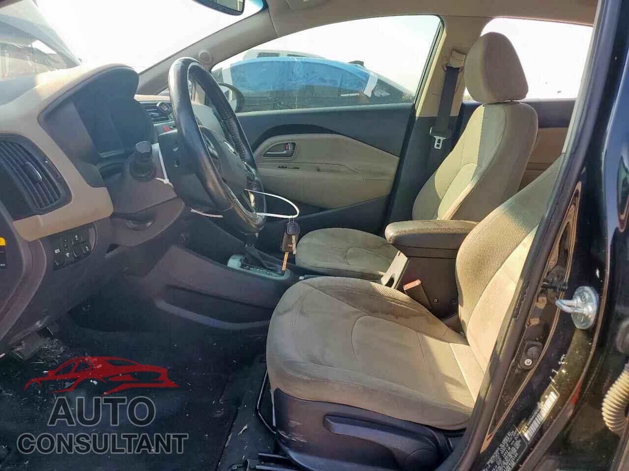 KIA RIO 2014 - KNADN4A38E6333146