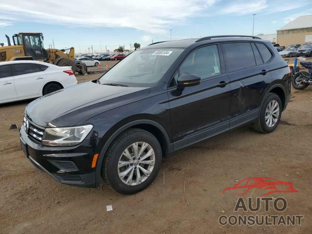 VOLKSWAGEN TIGUAN 2018 - 3VV1B7AX5JM103434