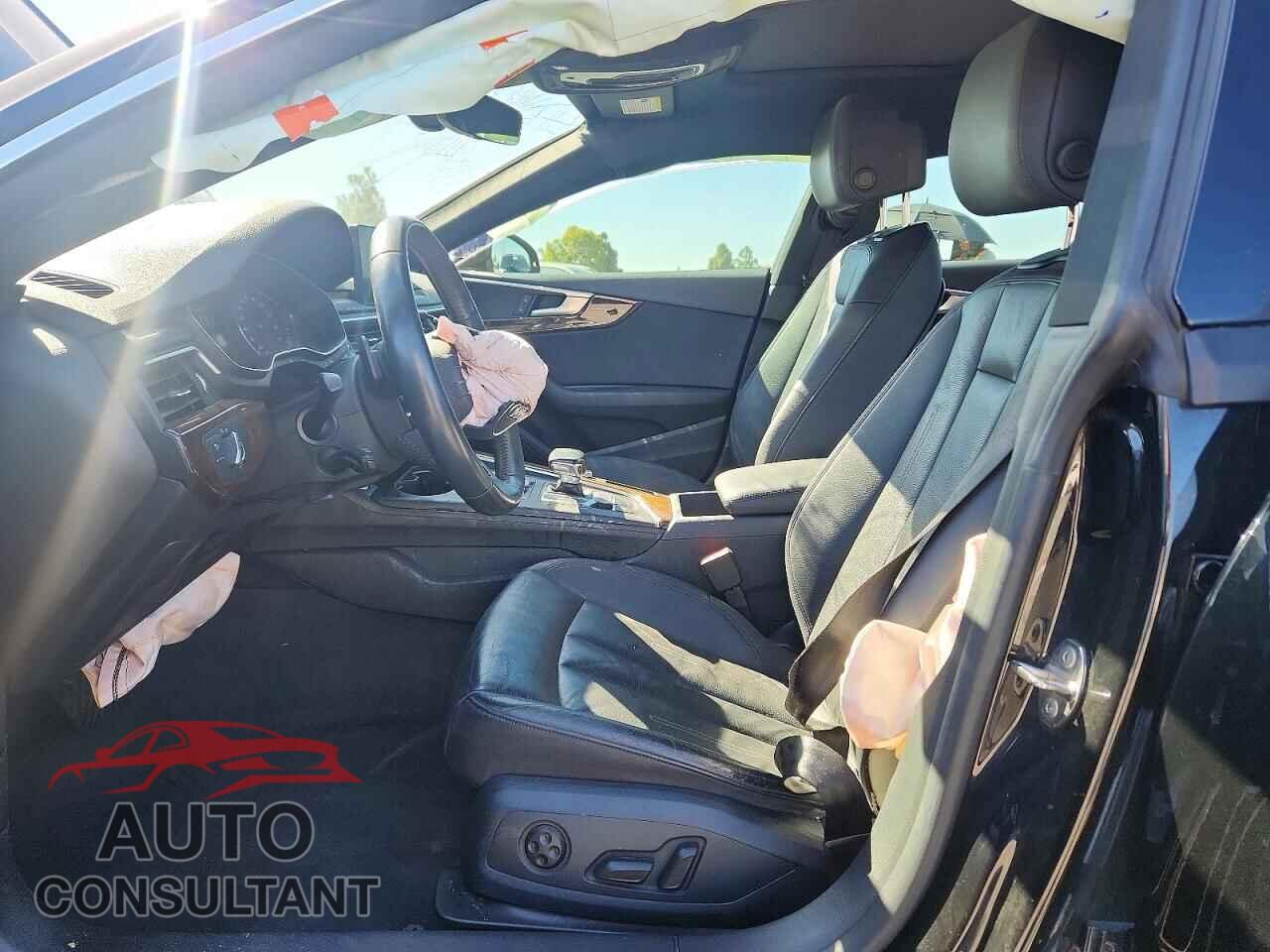 AUDI A5 2019 - WAUANCF52KA044120