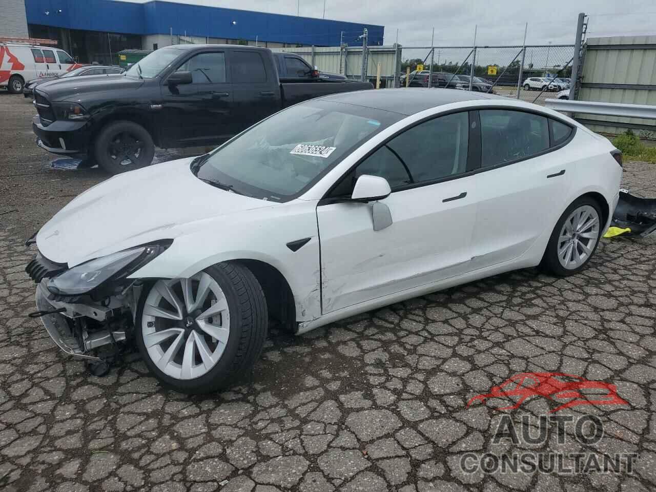 TESLA MODEL 3 2022 - 5YJ3E1EA3NF303823