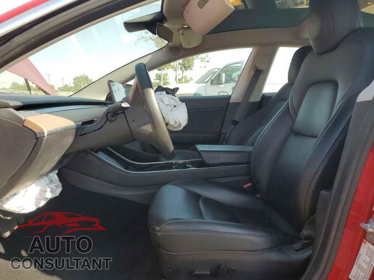 TESLA MODEL 3 2018 - 5YJ3E1EA5JF047324