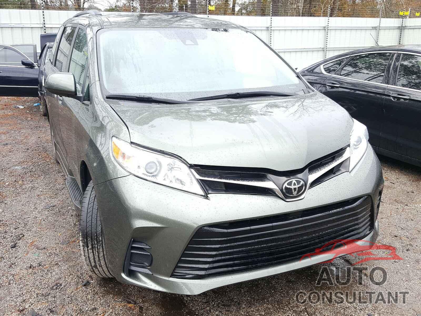 TOYOTA SIENNA 2018 - 5TDKZ3DC8JS907310