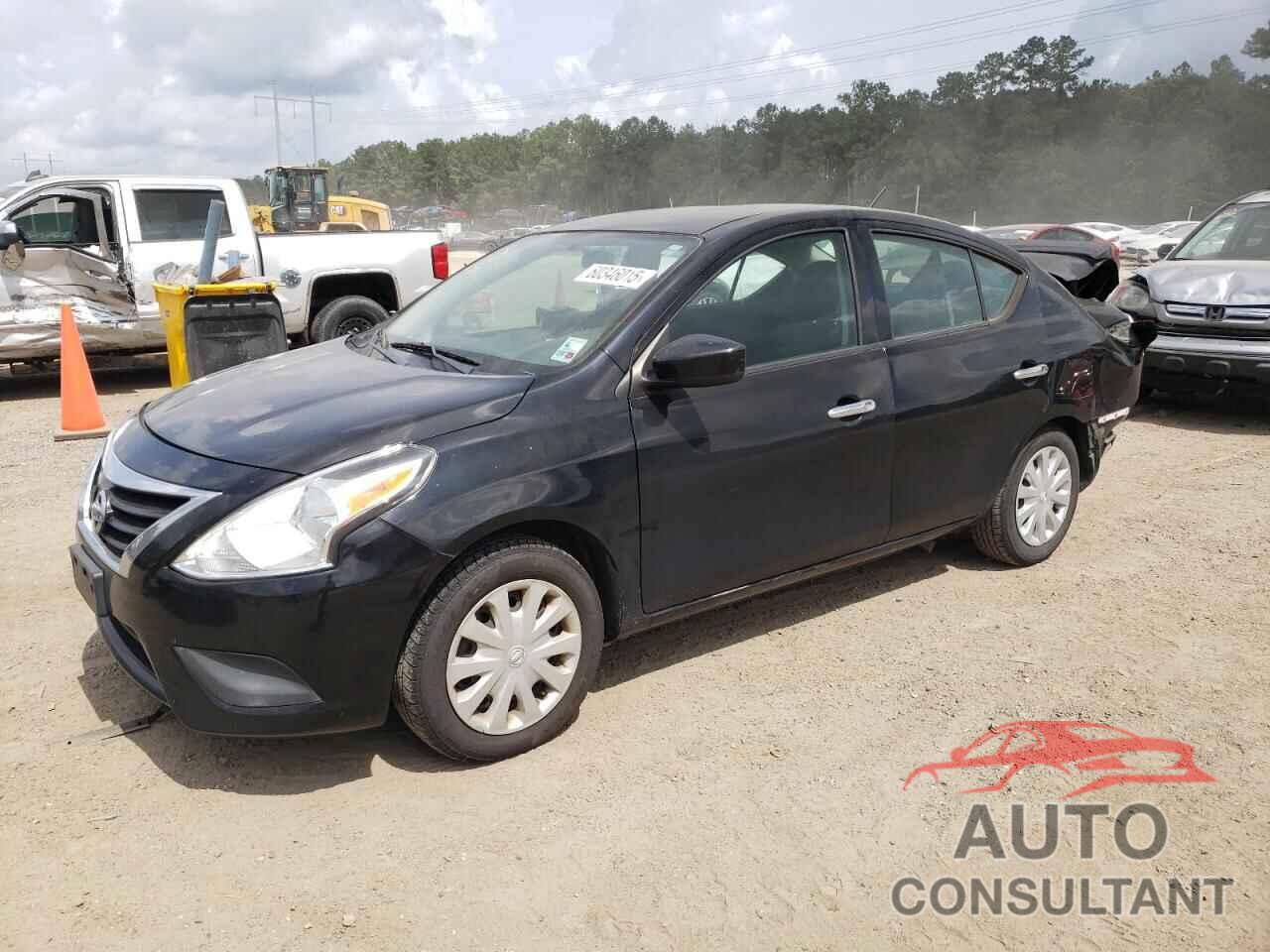 NISSAN VERSA 2019 - 3N1CN7AP7KL820135