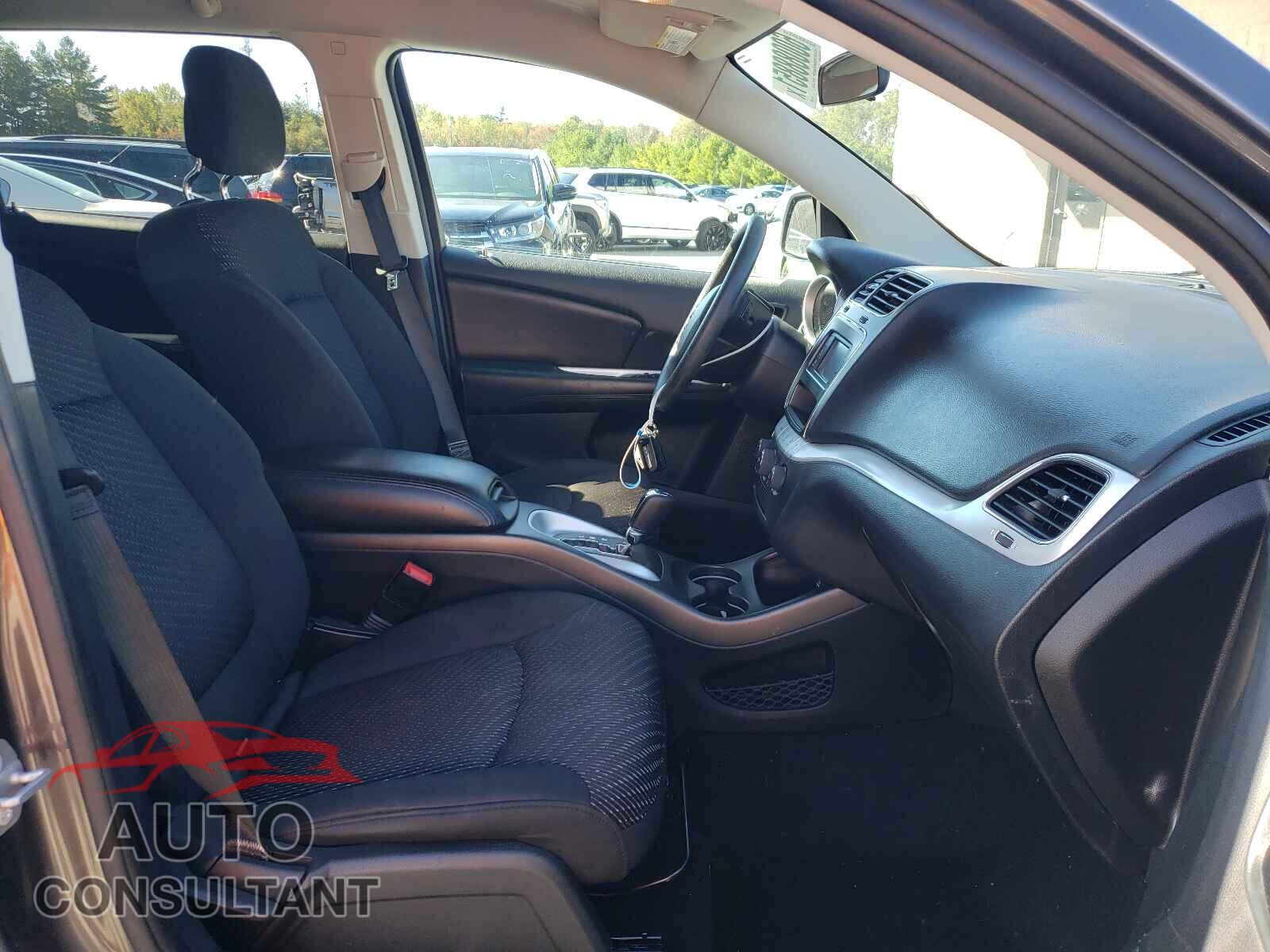 DODGE JOURNEY 2017 - 3C4PDCBG4HT509490
