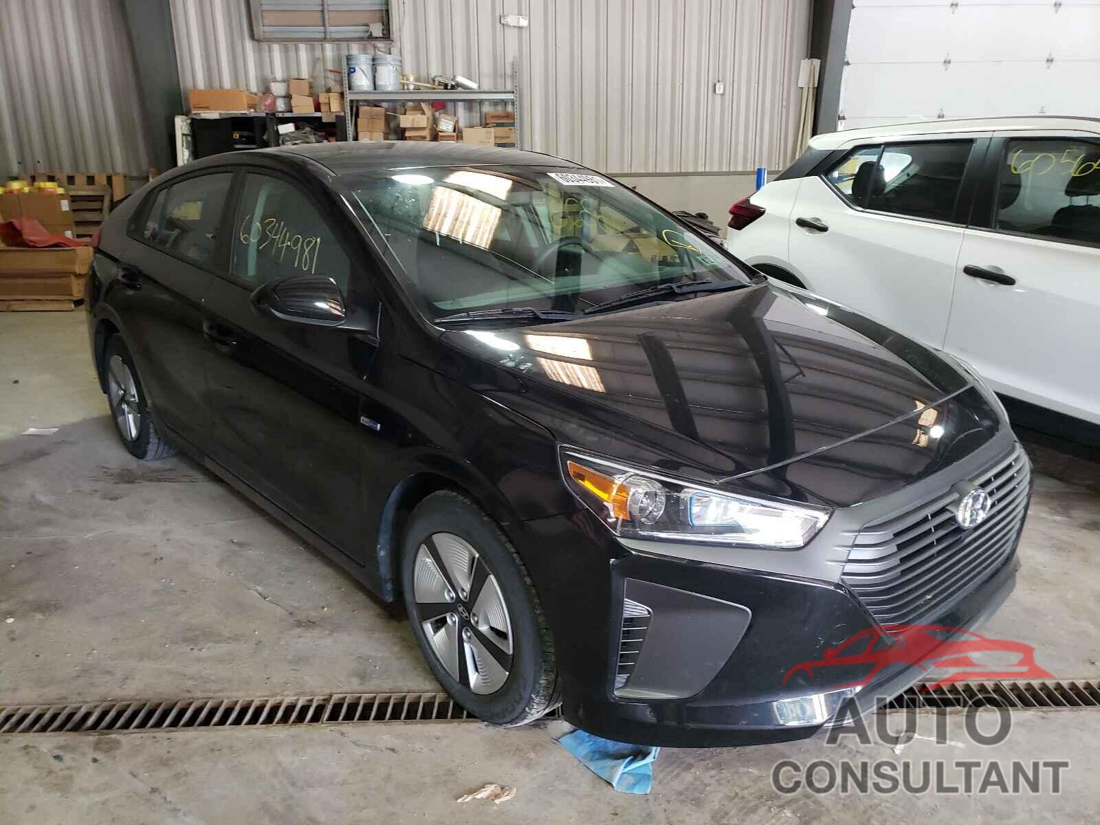 HYUNDAI IONIQ 2017 - KMHC65LC3HU053290