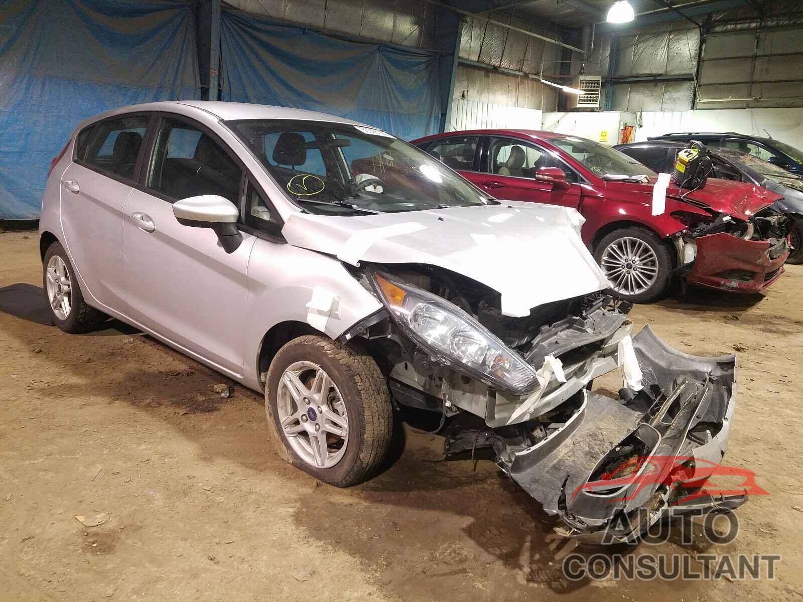 FORD FIESTA 2018 - 3FADP4EJ8JM133020