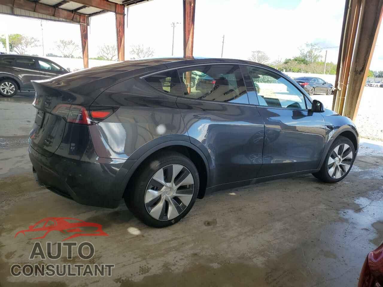 TESLA MODEL Y 2024 - 7SAYGDED2RF032614