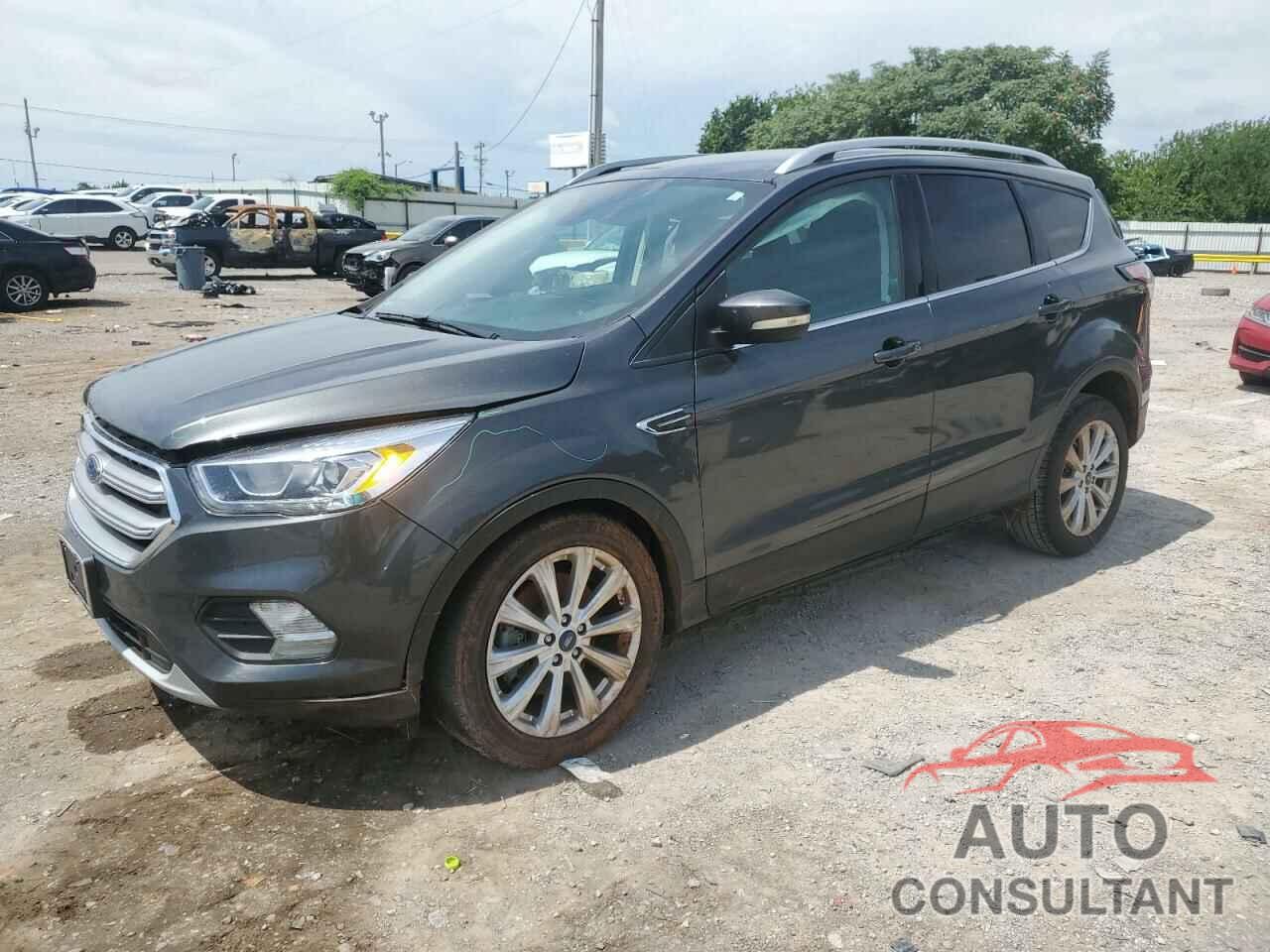 FORD ESCAPE 2017 - 1FMCU0J96HUC44329