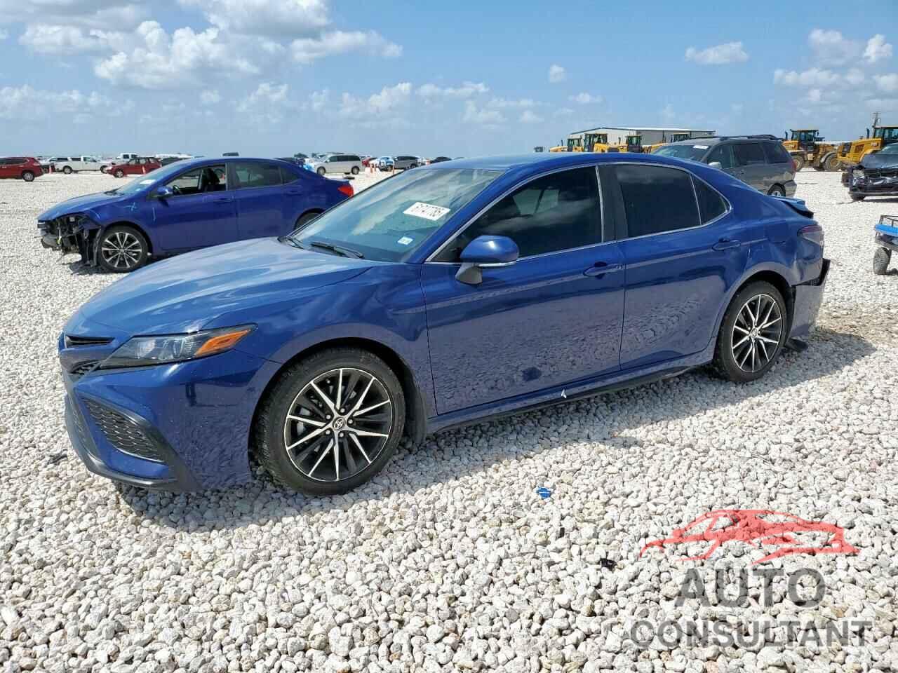 TOYOTA CAMRY 2023 - 4T1G11AK4PU110677