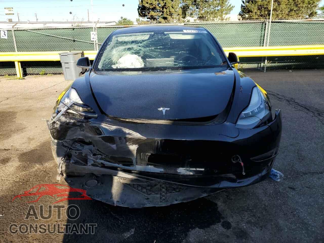 TESLA MODEL 3 2018 - 5YJ3E1EA0JF043309