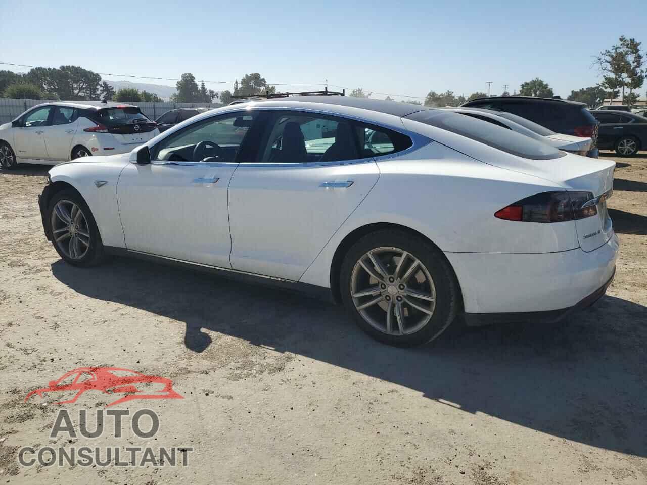 TESLA MODEL S 2013 - 5YJSA1AC7DFP10881