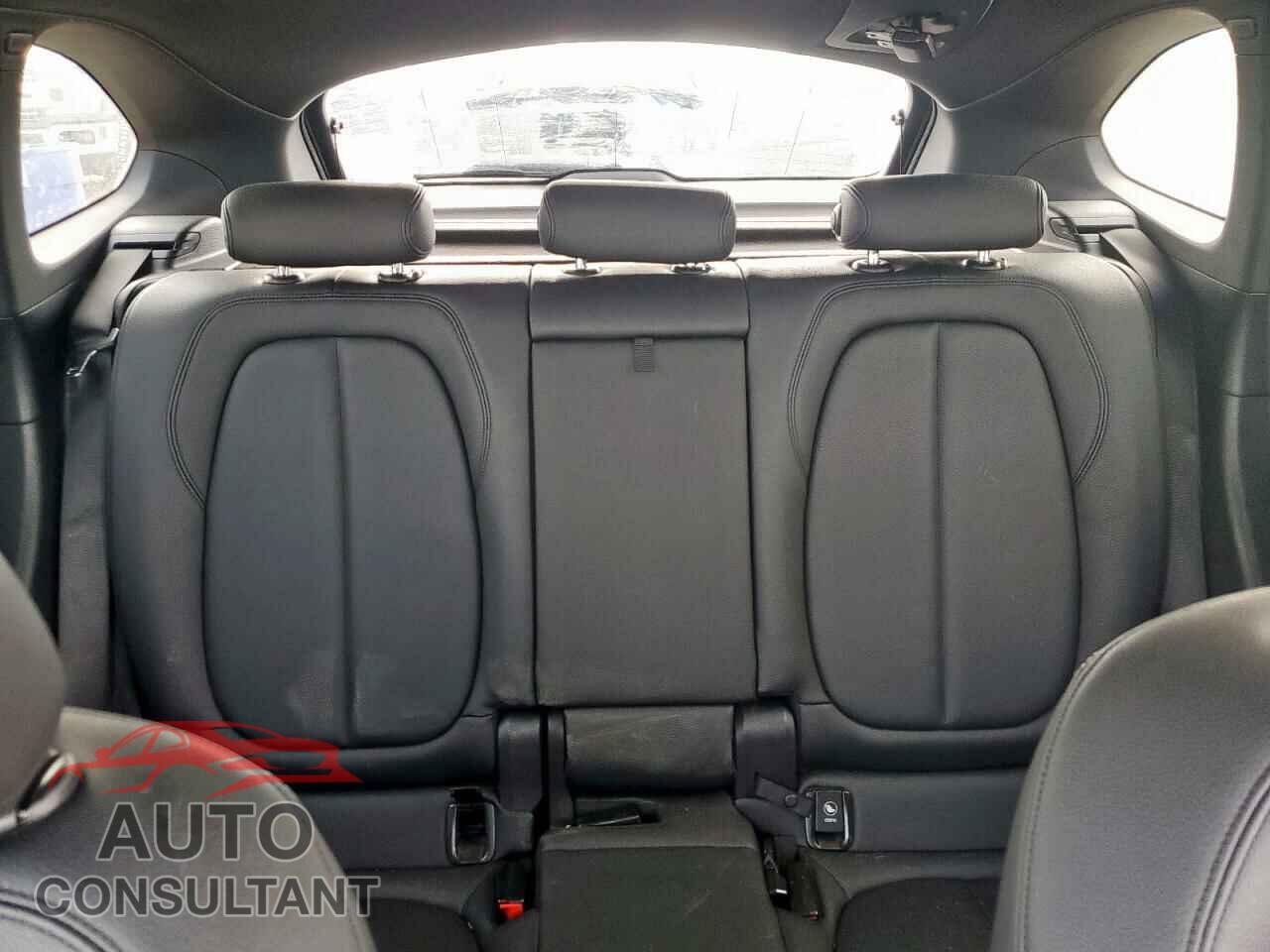 BMW X1 2017 - WBXHT3C38H5F73671