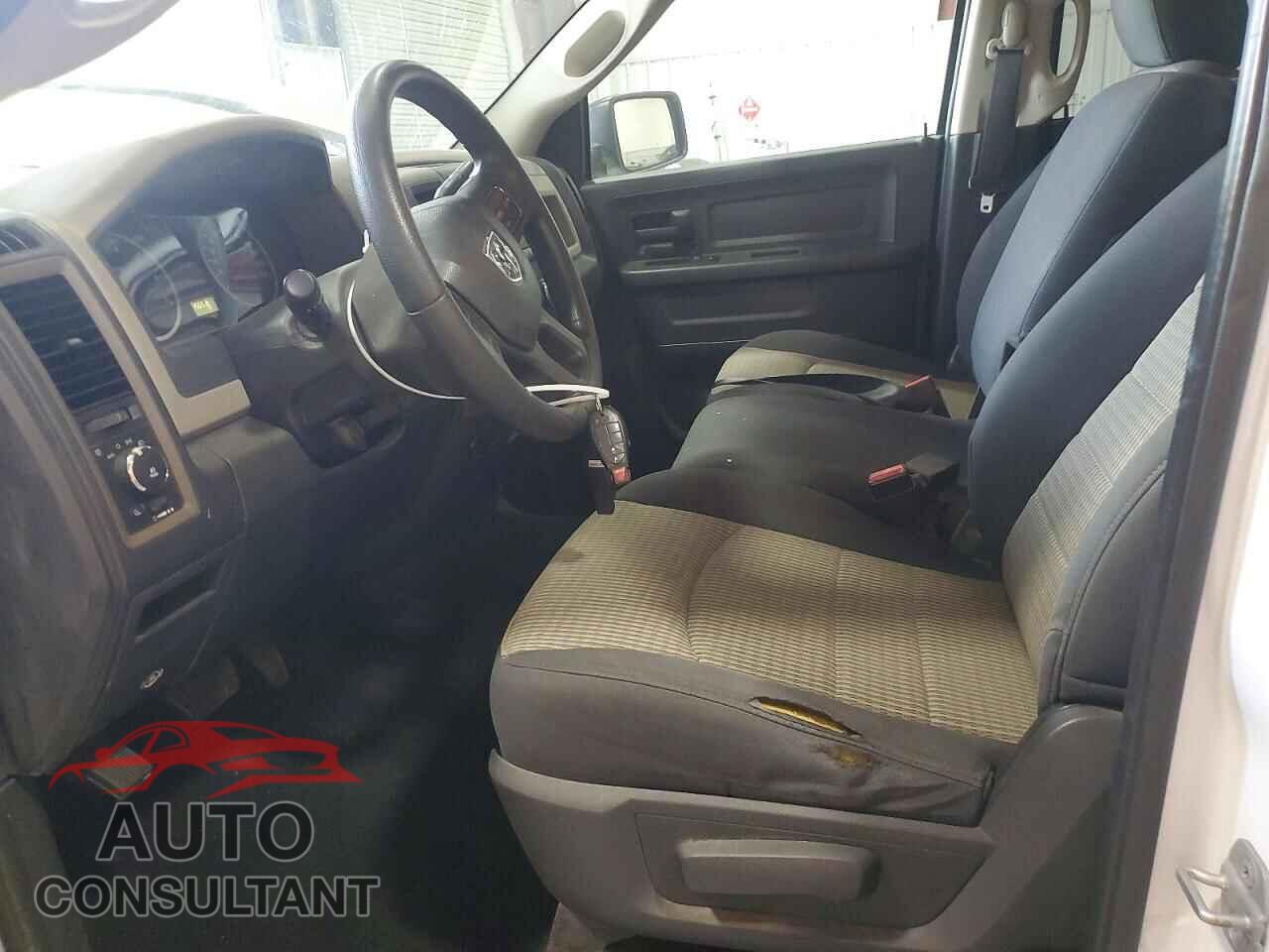 DODGE RAM 1500 2012 - 1C6RD7KT1CS341211