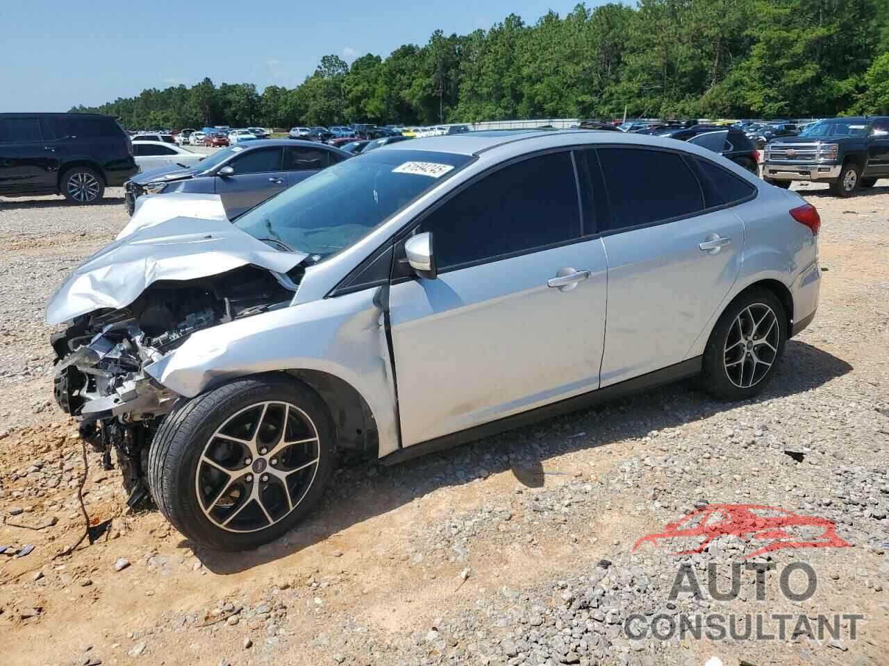 FORD FOCUS 2018 - 1FADP3H20JL202136