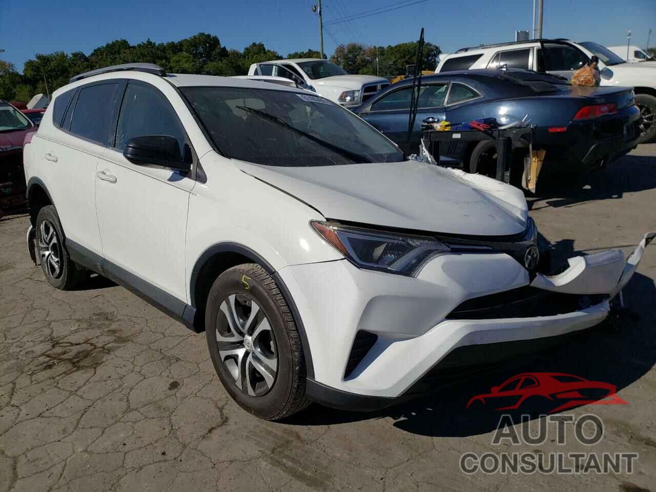 TOYOTA RAV4 2017 - JTMZFREV2HJ713048