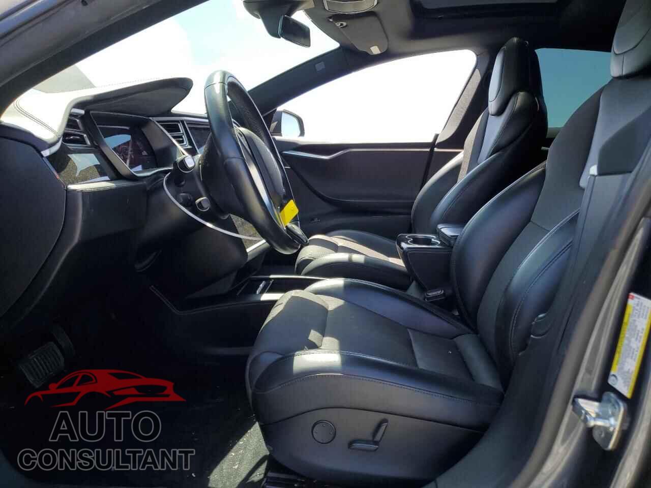 TESLA MODEL S 2017 - 5YJSA1E17HF231214