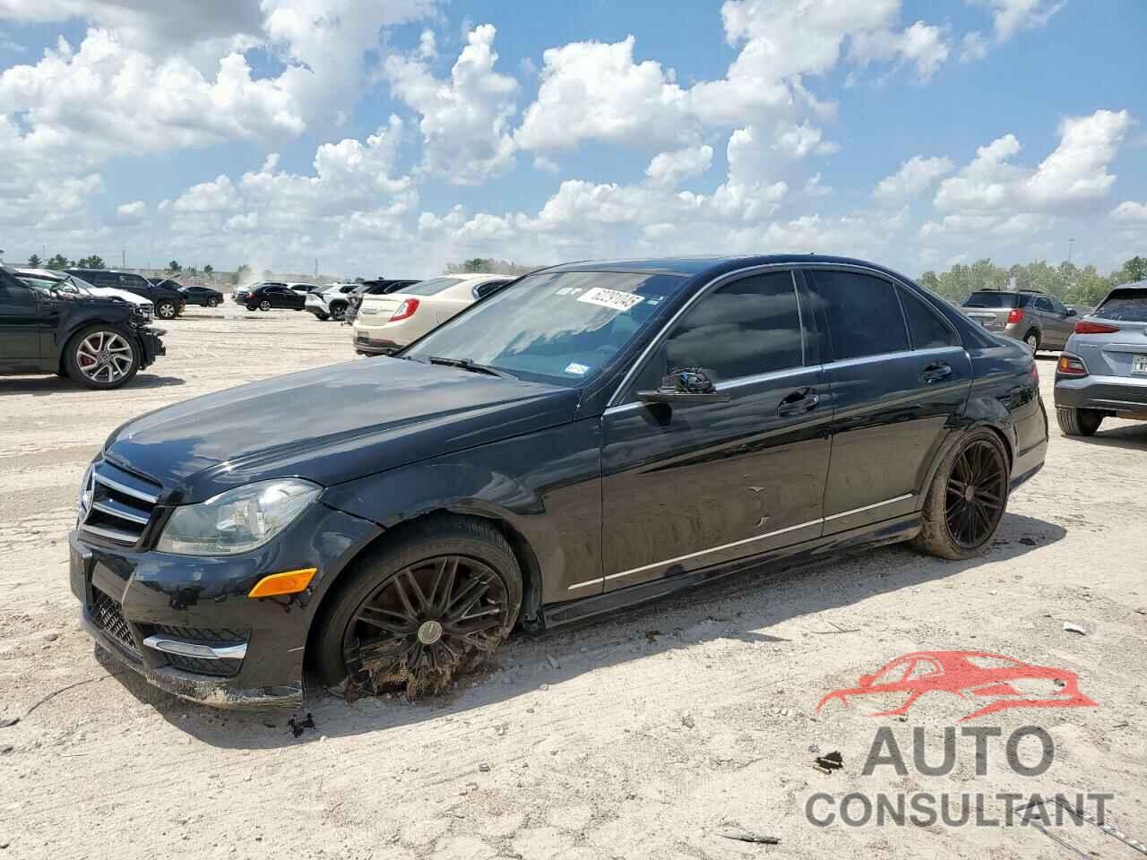 MERCEDES-BENZ C-CLASS 2014 - WDDGF8AB8ER302995