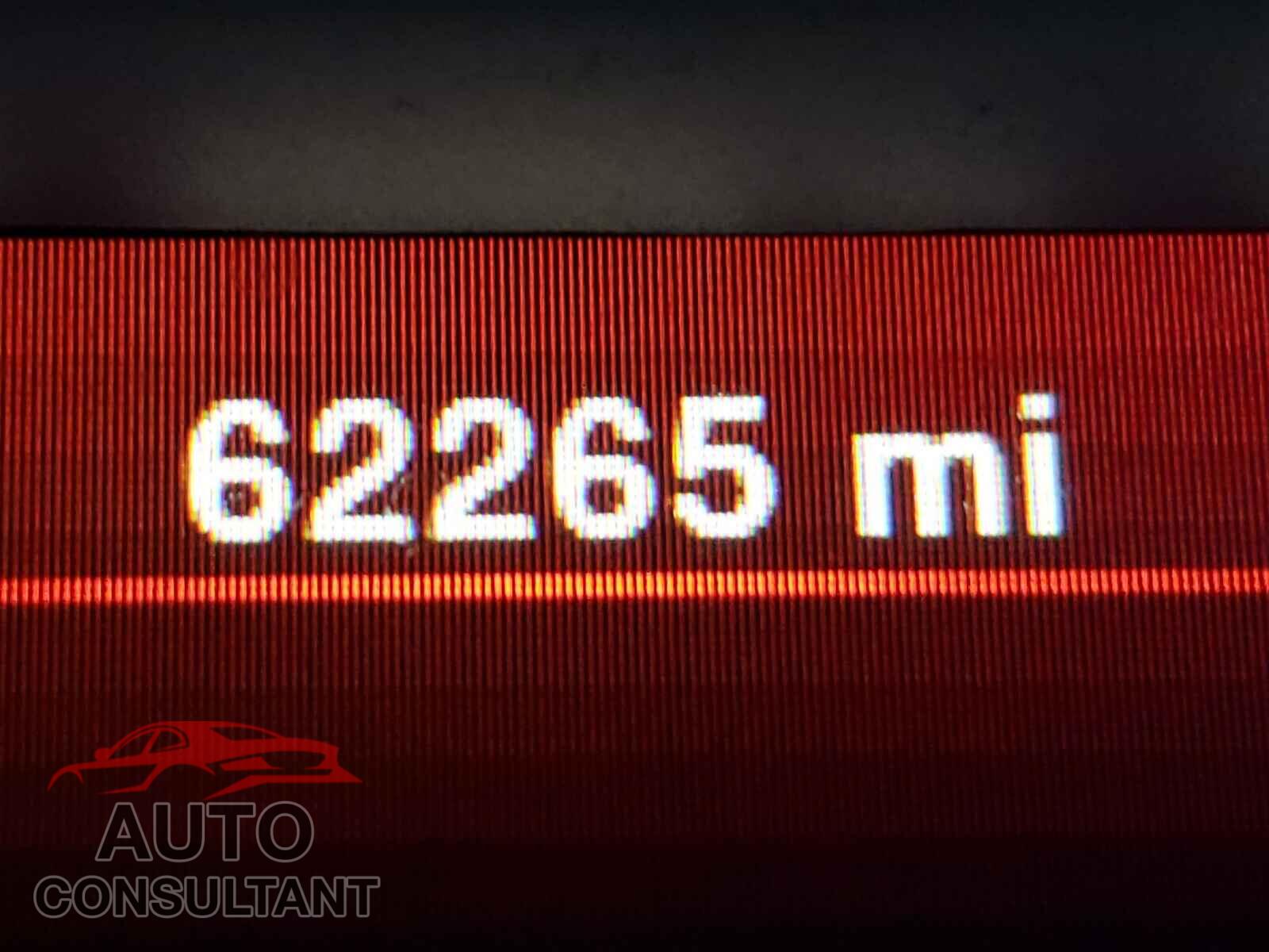 DODGE JOURNEY 2017 - 3C4PDCBB4HT586526